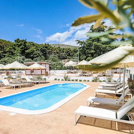 Medena-5 By Interhome *